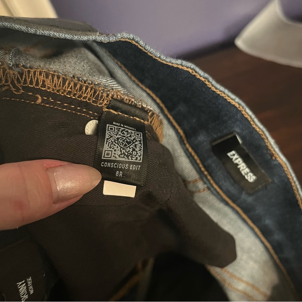 Express Skinny Jeans - Picture 4 of 4